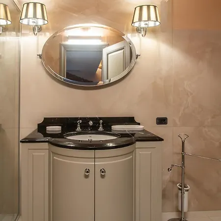 Palazzo Reggiani - Leonardo Da Vinci 维罗纳