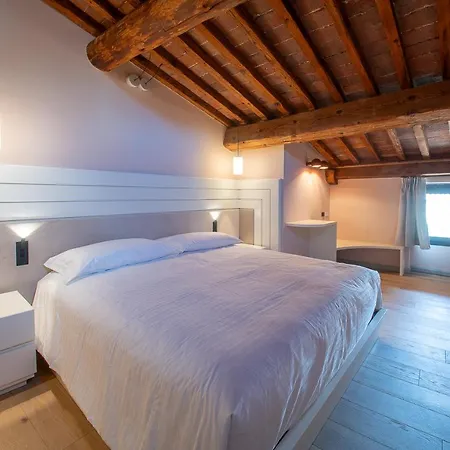 Palazzo Reggiani - Leonardo Da Vinci *